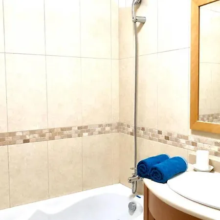 شقة L Encosta Da Orada Wonderful Sea View البوفيرا